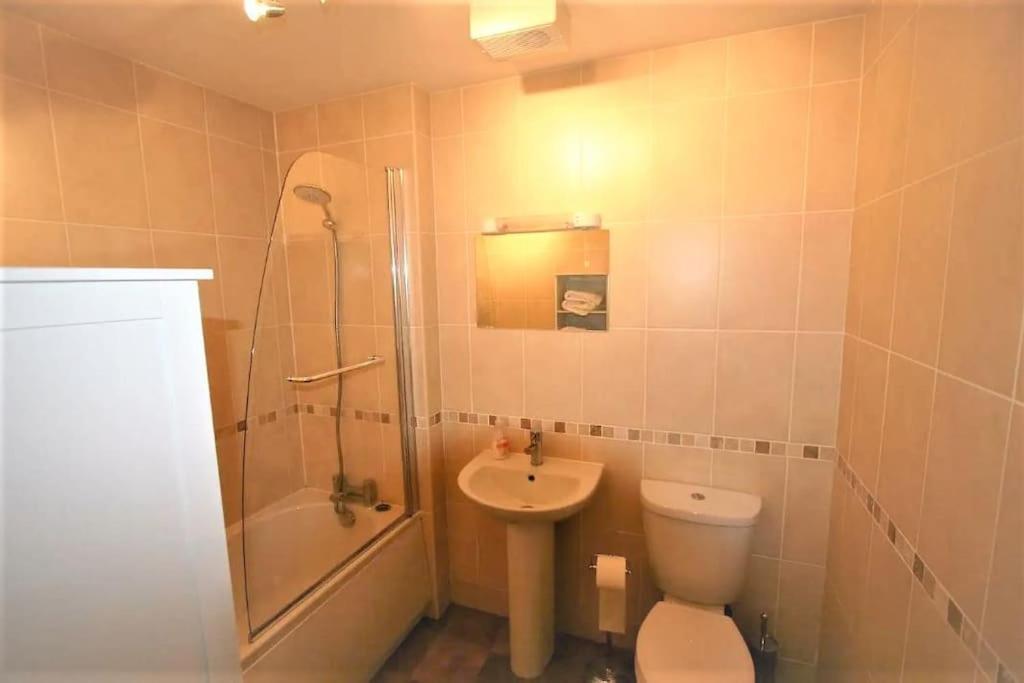 פורט ויליאם Beautiful Loch Side Apartment With Panoramic Views מראה חיצוני תמונה